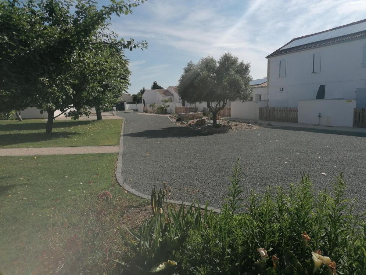 La Corvette Maison Avec Piscine/parking/wifi/plages 5kms Holiday home *